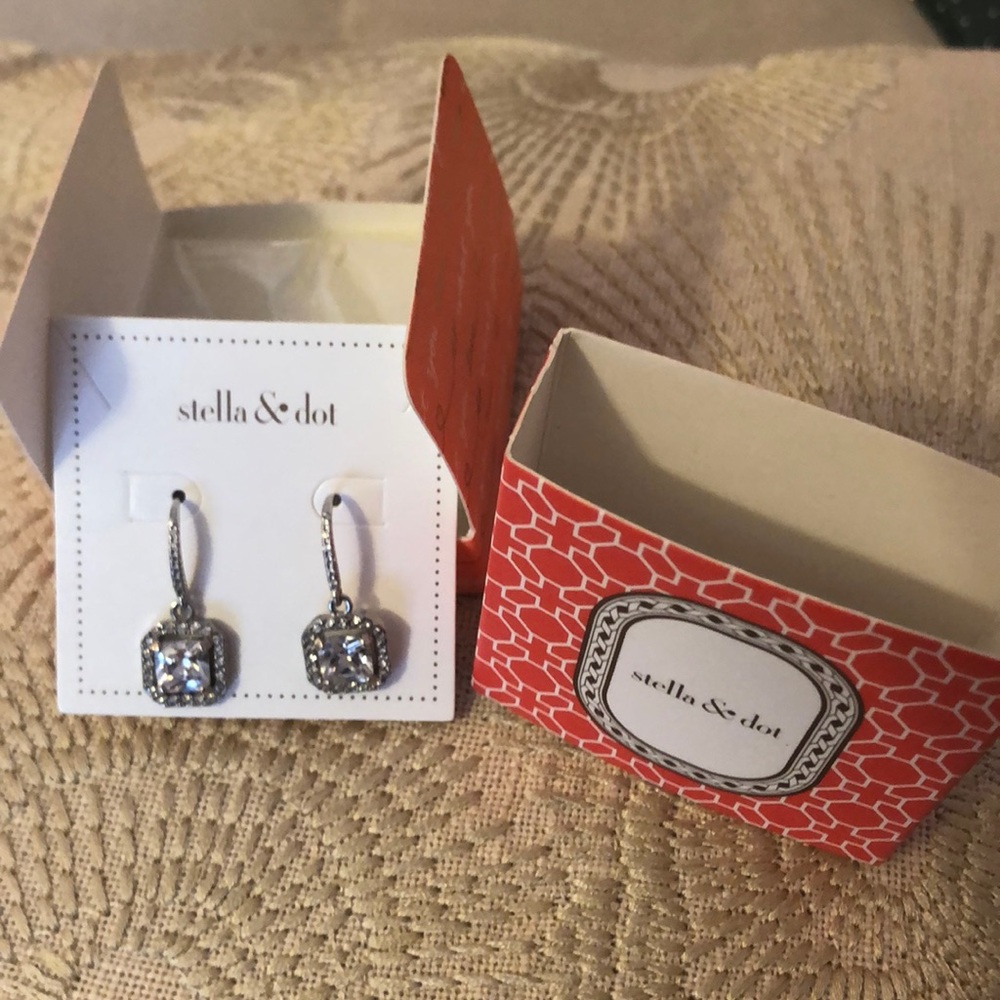 Stella & Dot Deco Drop Earrings
